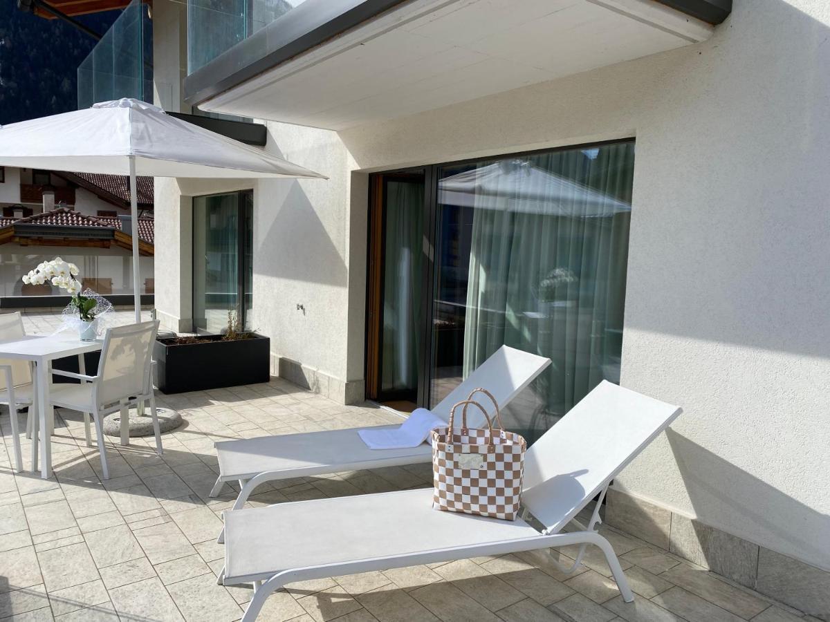 Dolomeet Boutique Hotel Pinzolo Kültér fotó