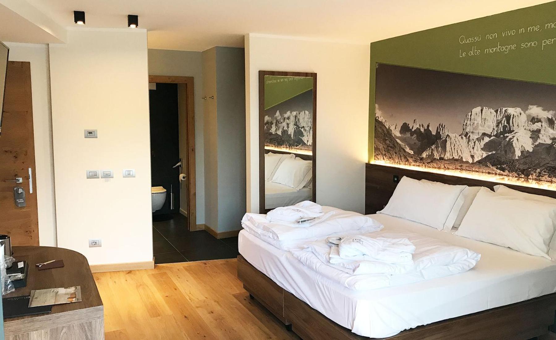 Dolomeet Boutique Hotel Pinzolo Kültér fotó