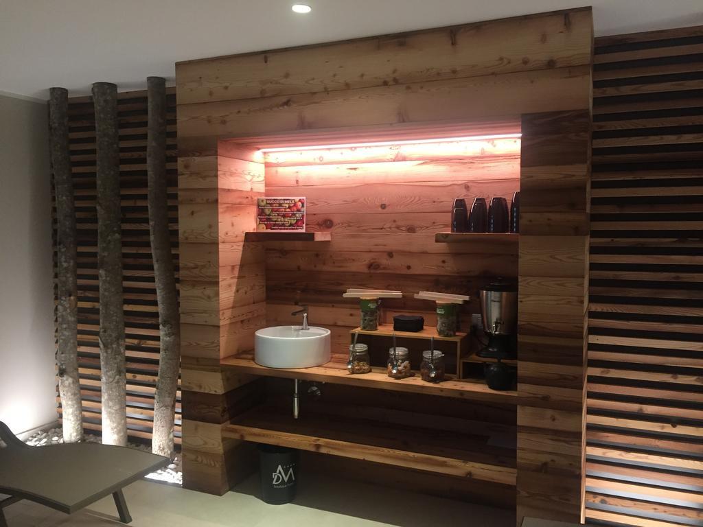 Dolomeet Boutique Hotel Pinzolo Kültér fotó
